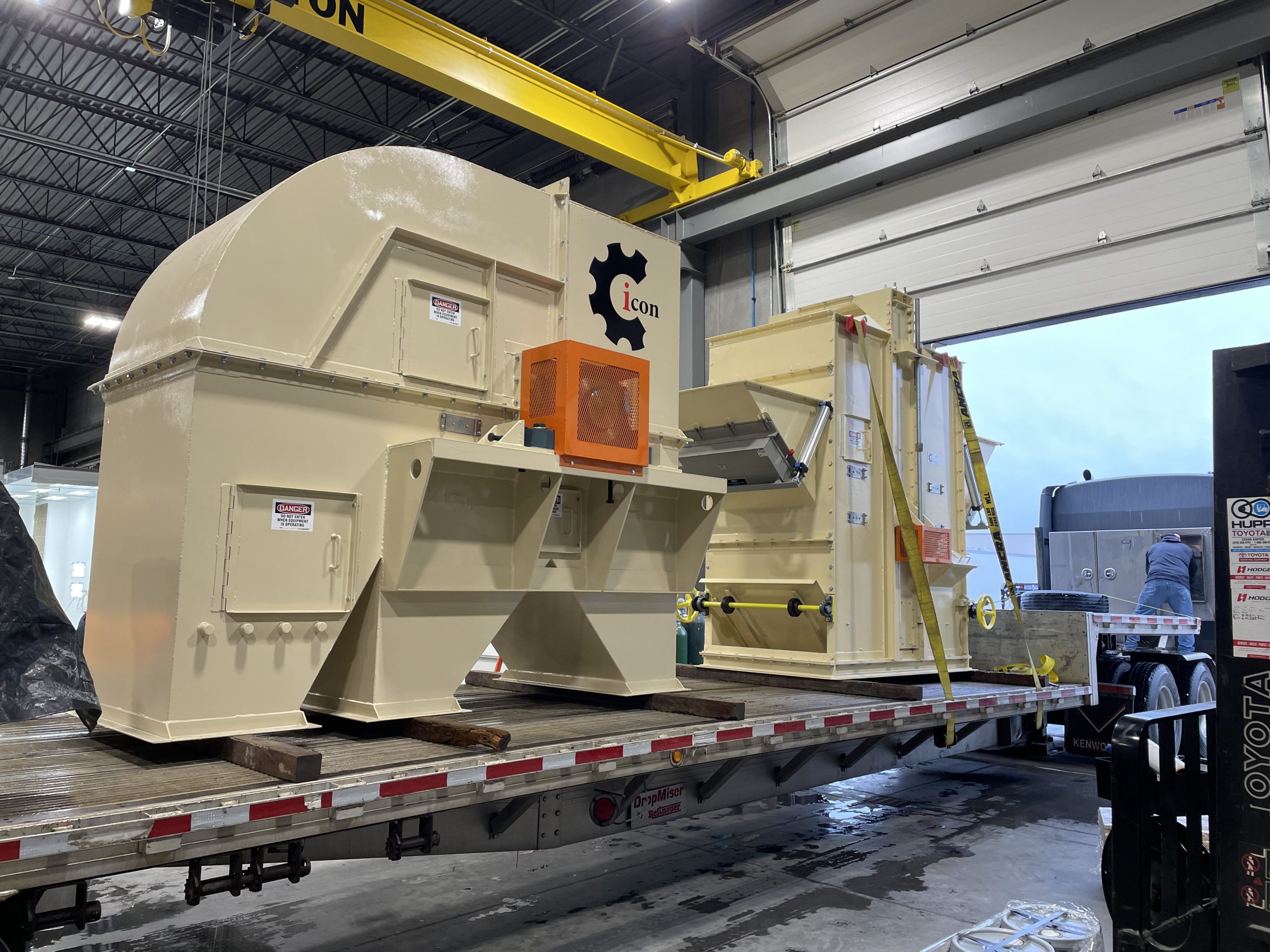 Fabrication machine